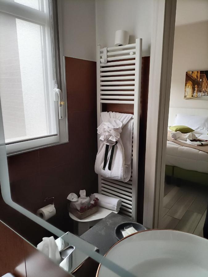 Bed End Breakfast Mary'S Tower Otel Bolonya Dış mekan fotoğraf